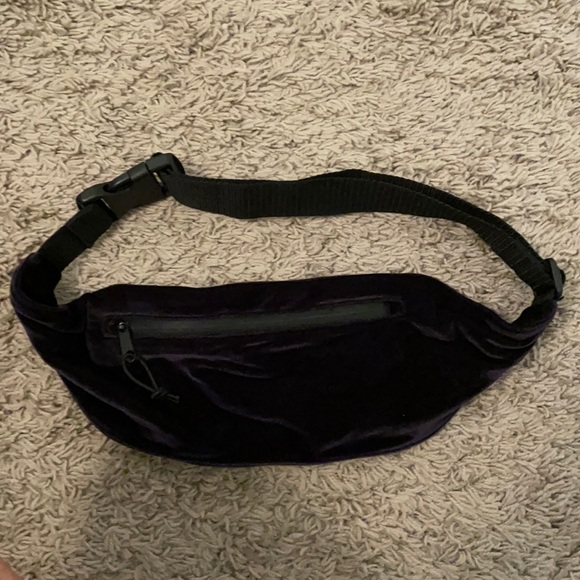 triangl fanny pack
